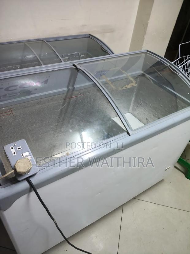 Super Ex Uk Clean Display Freezer - thumbnail 2