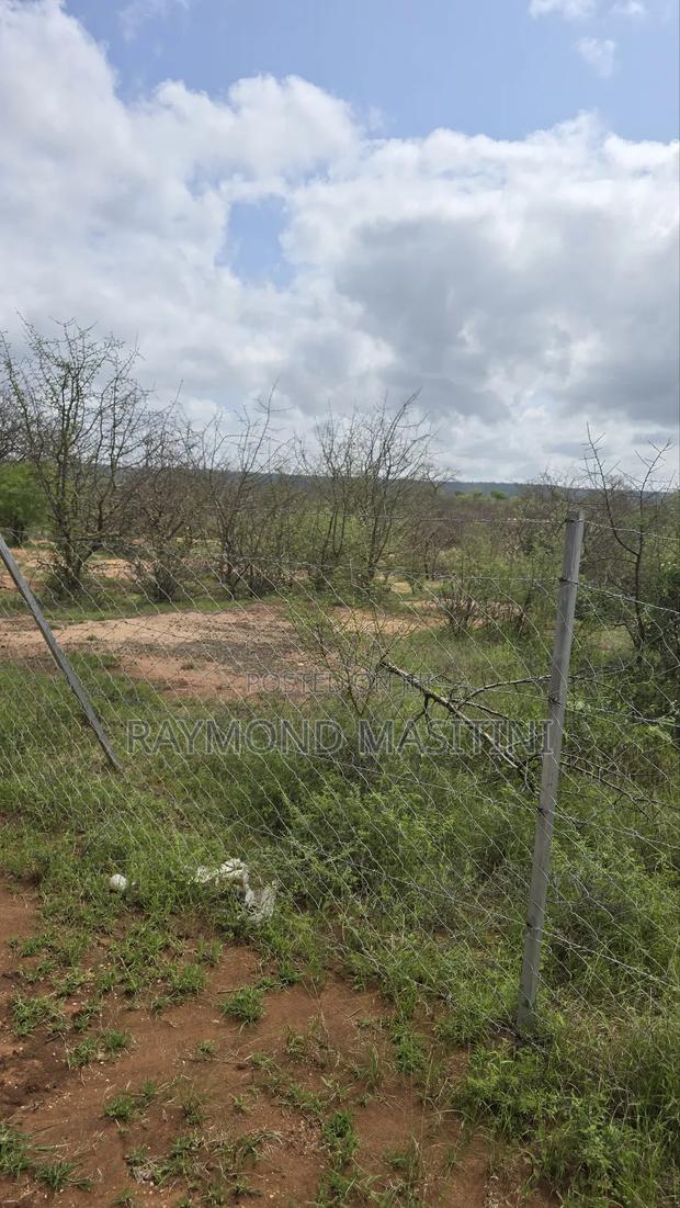 Land on Sale at Kibwezi - thumbnail 4