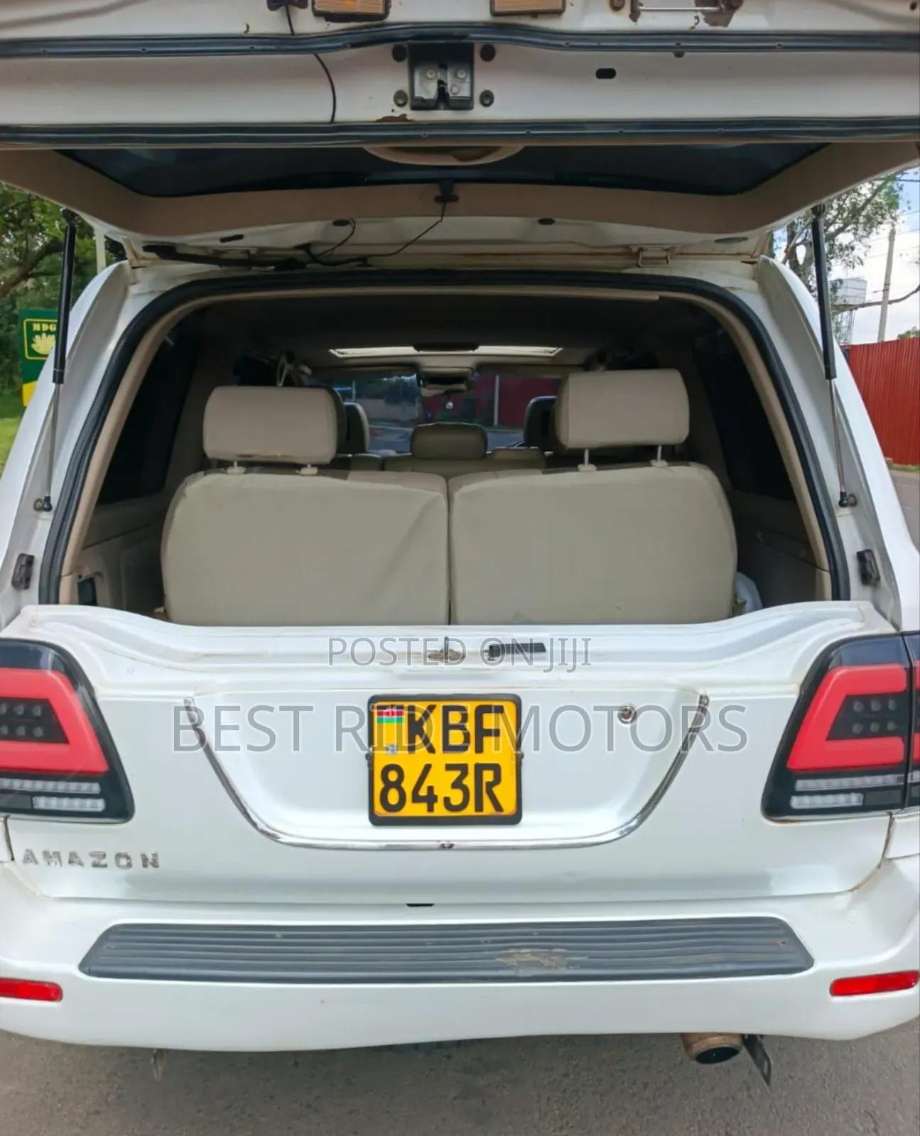 Toyota Land Cruiser 2002 White