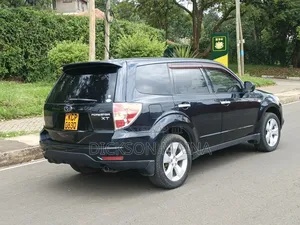 Subaru Forester 2011 Gray
