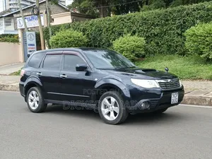 Subaru Forester 2011 Gray
