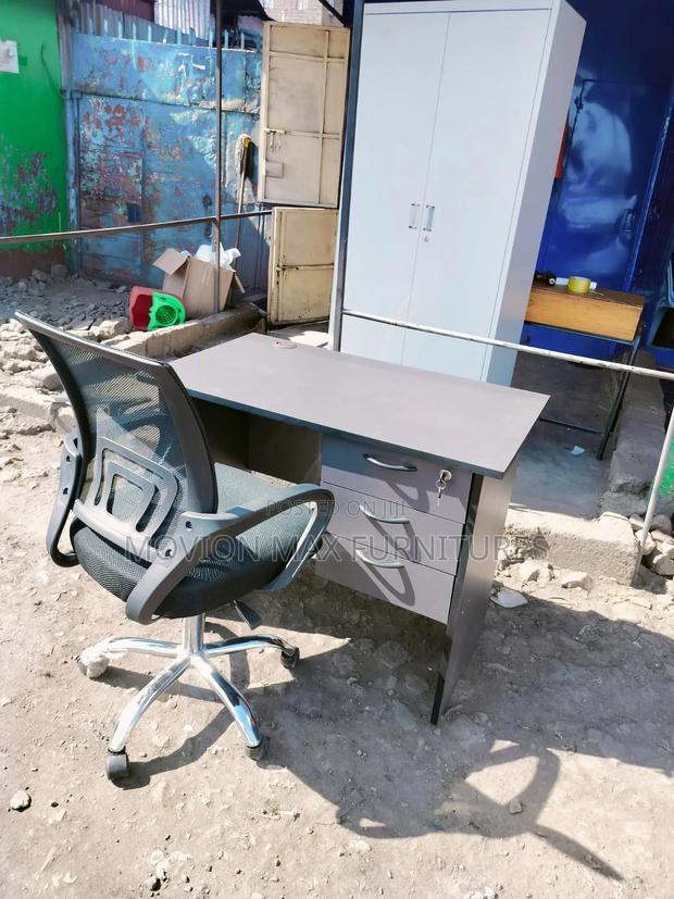 0.9m Office Desk/Chair - main view