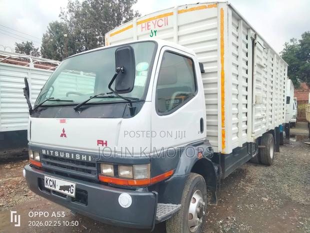 Mitsubishi Fh215 Truck - thumbnail 3