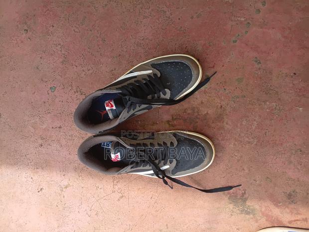 Quality Shoes on Sale - thumbnail 3