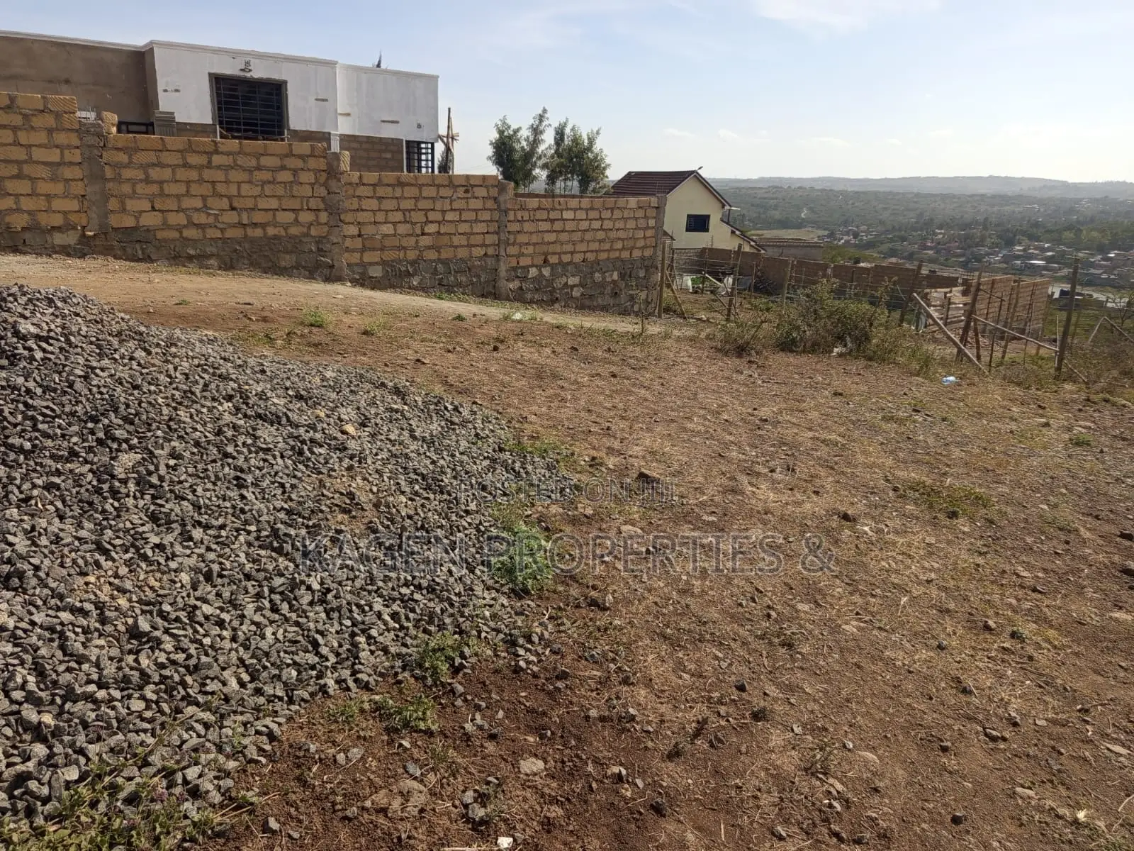 1/4 Acre Plots in Kiserian for Sale