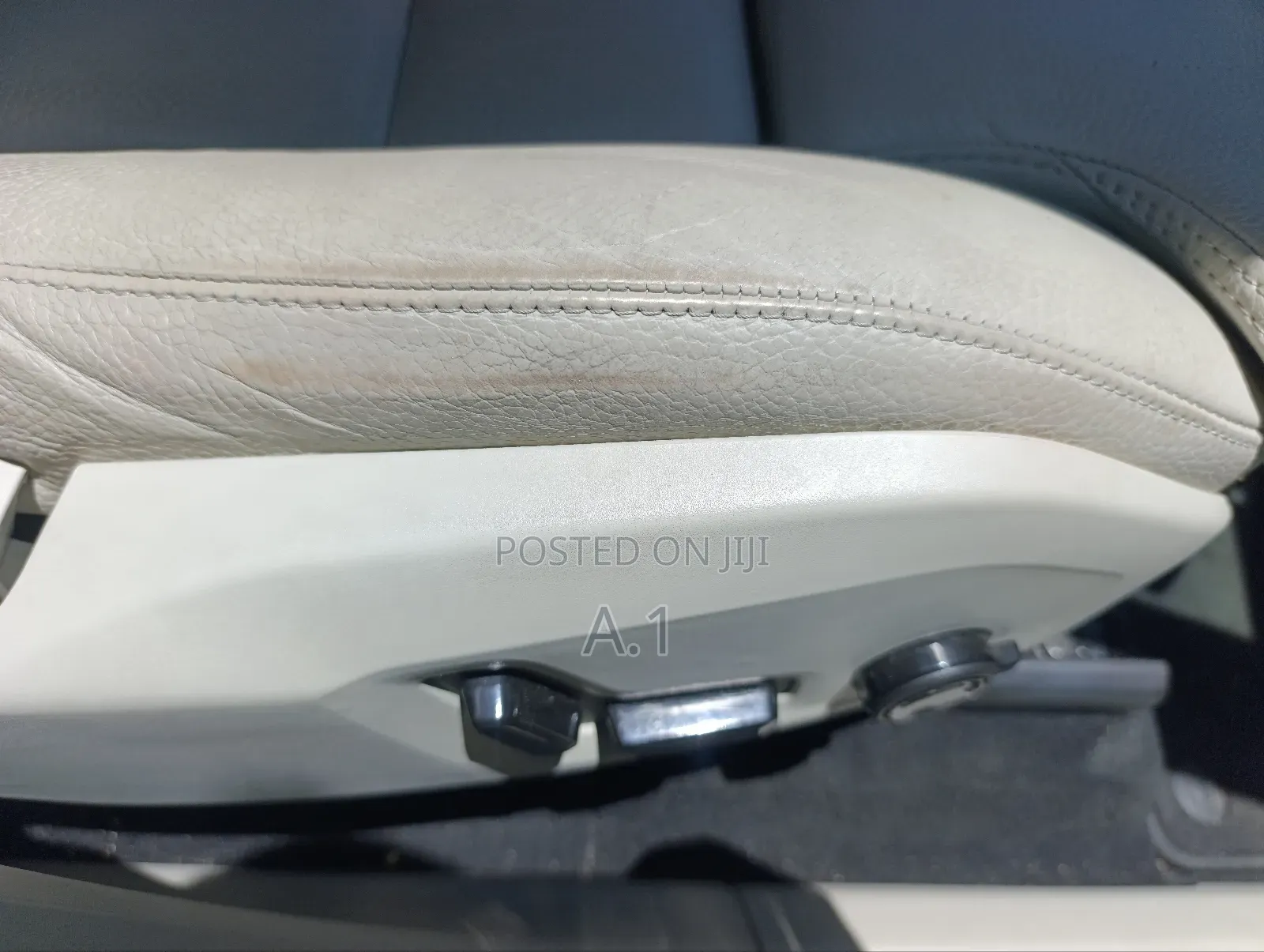 Volvo XC90 T5 Momentum AWD 2019 Blue