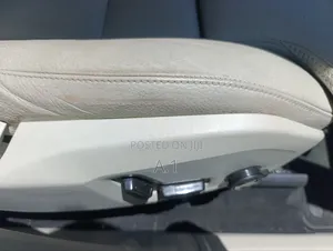Volvo XC90 T5 Momentum AWD 2019 Blue