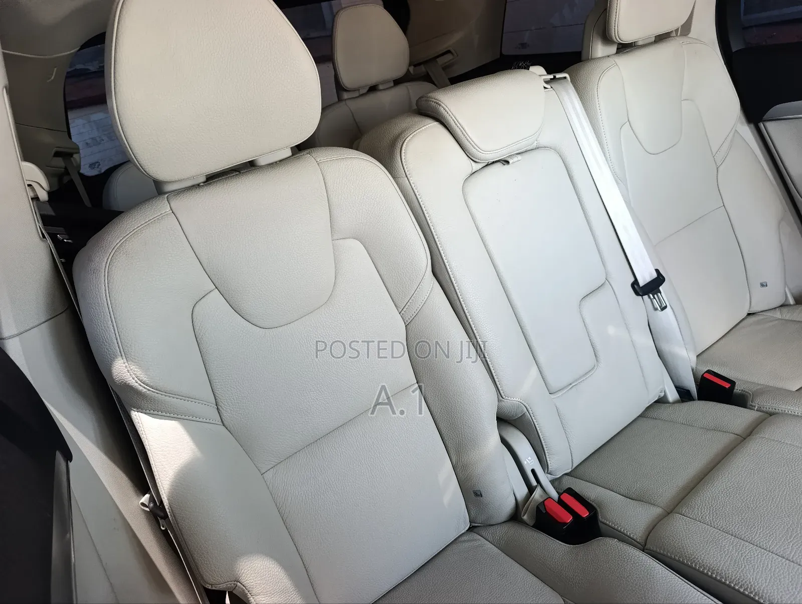 Volvo XC90 T5 Momentum AWD 2019 Blue