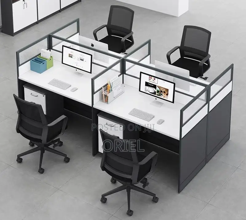 Office Workstation : 4-Way Collaborative Office Working Desk