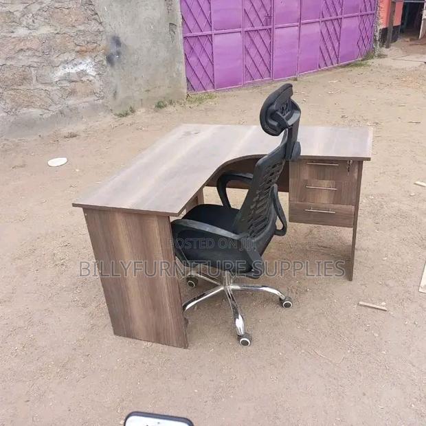 L Shaped and Office Mesh Chair With Wheels - main view