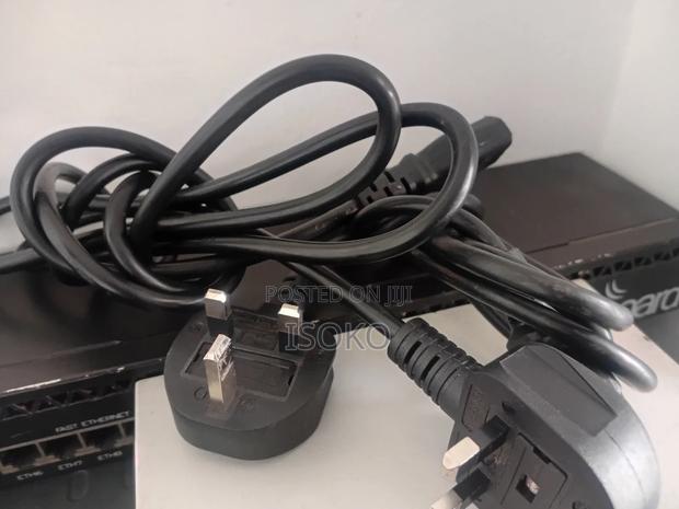 Computer Power Cables - thumbnail 2