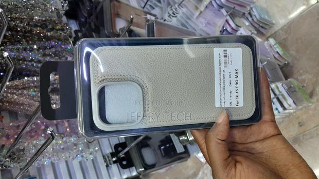 Kinngfa iPhone 16 Pro Max Smooth Leather Full Grain Smooth Case -White - main view