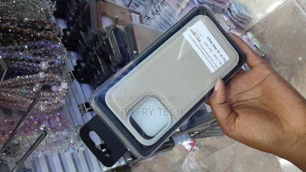 Kinngfa iPhone 16 Pro Max Smooth Leather Full Grain Smooth Case -White - thumbnail 2