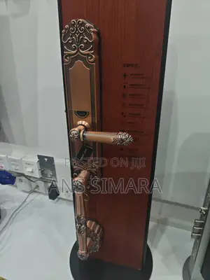 European-Style Luxury Smart Door Lock