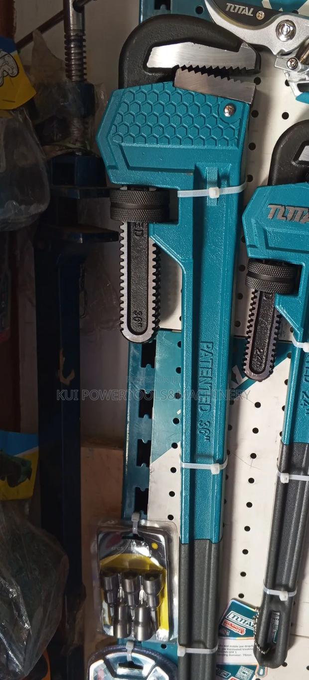 Total 36" Pipe Wrench/ 36" Pipe Wrench - main view