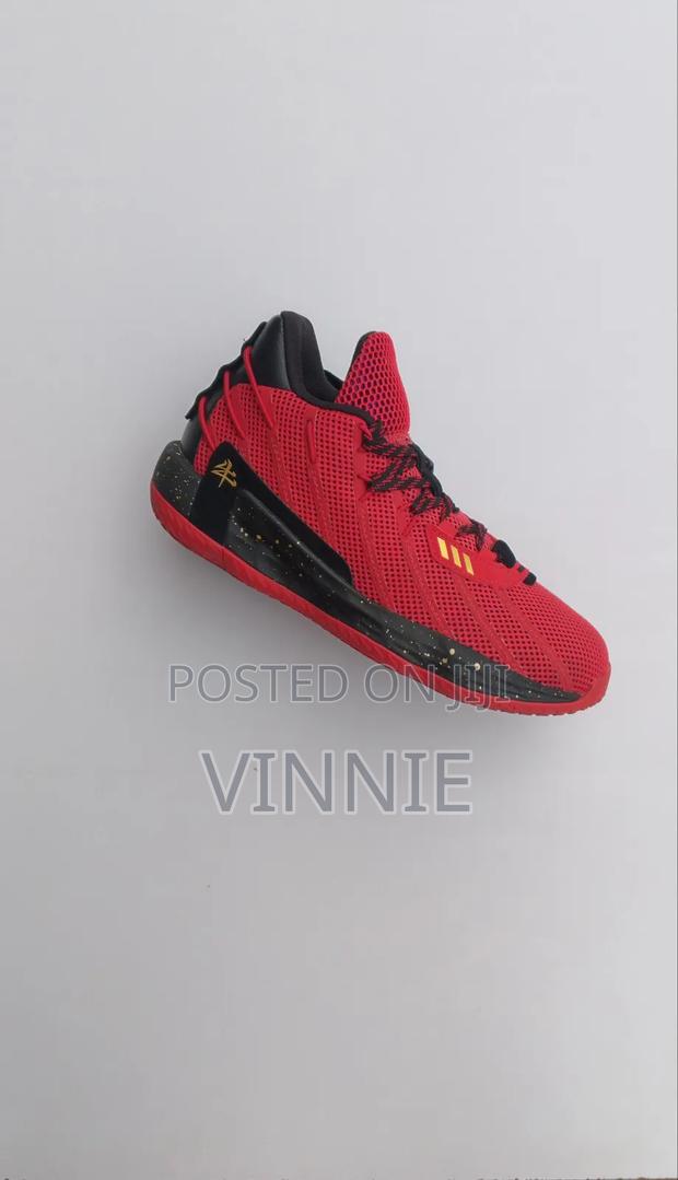 Basketball Shoe - main view