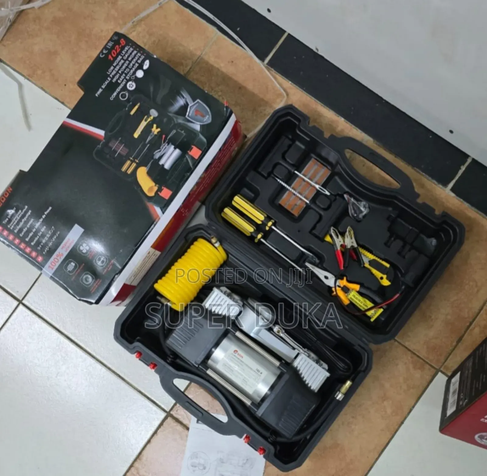 Edon Double Air Compressor 9l With Accessories.