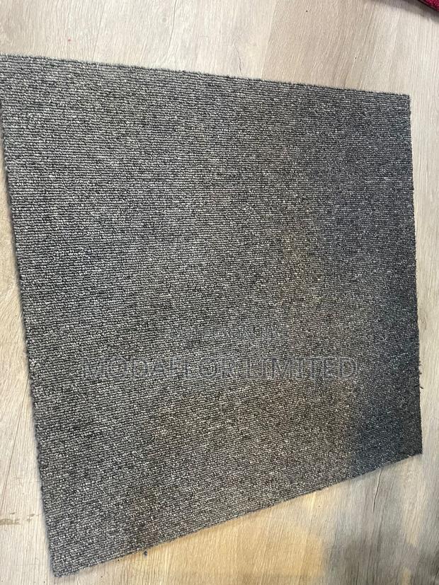 Plain Commercial Carpet Tiles Corporate Flooring Choice