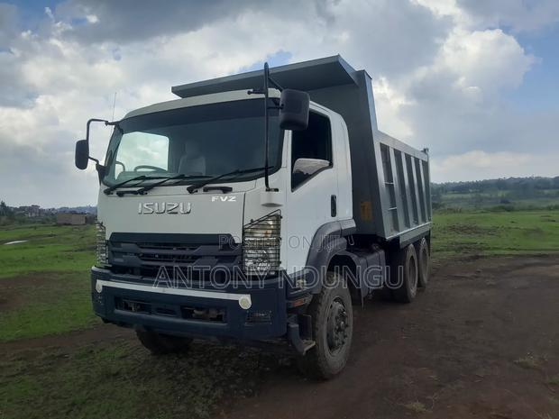 Isuzu FVZ Tipper - thumbnail 2