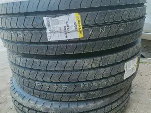 9.5r17.5 Dunlop Made in Japan
