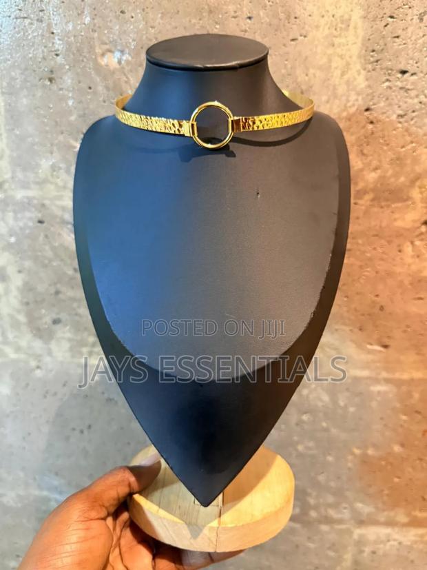 Statement Chocker Necklaces - thumbnail 4