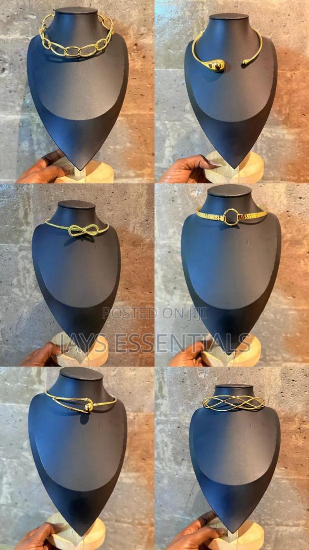 Statement Chocker Necklaces - thumbnail 8