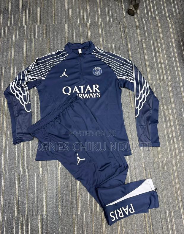Sport Tracksuit - thumbnail 2