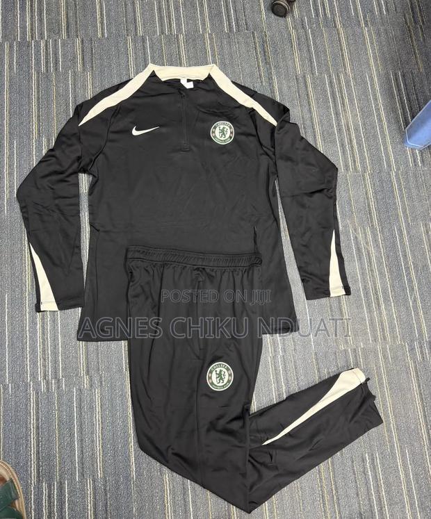 Sport Tracksuit - thumbnail 3