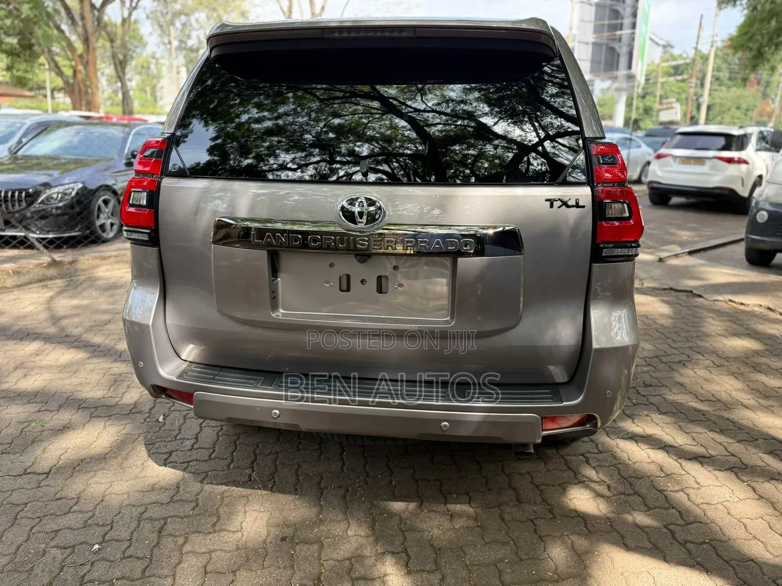 Toyota Land Cruiser Prado 2.8 2022 Gray