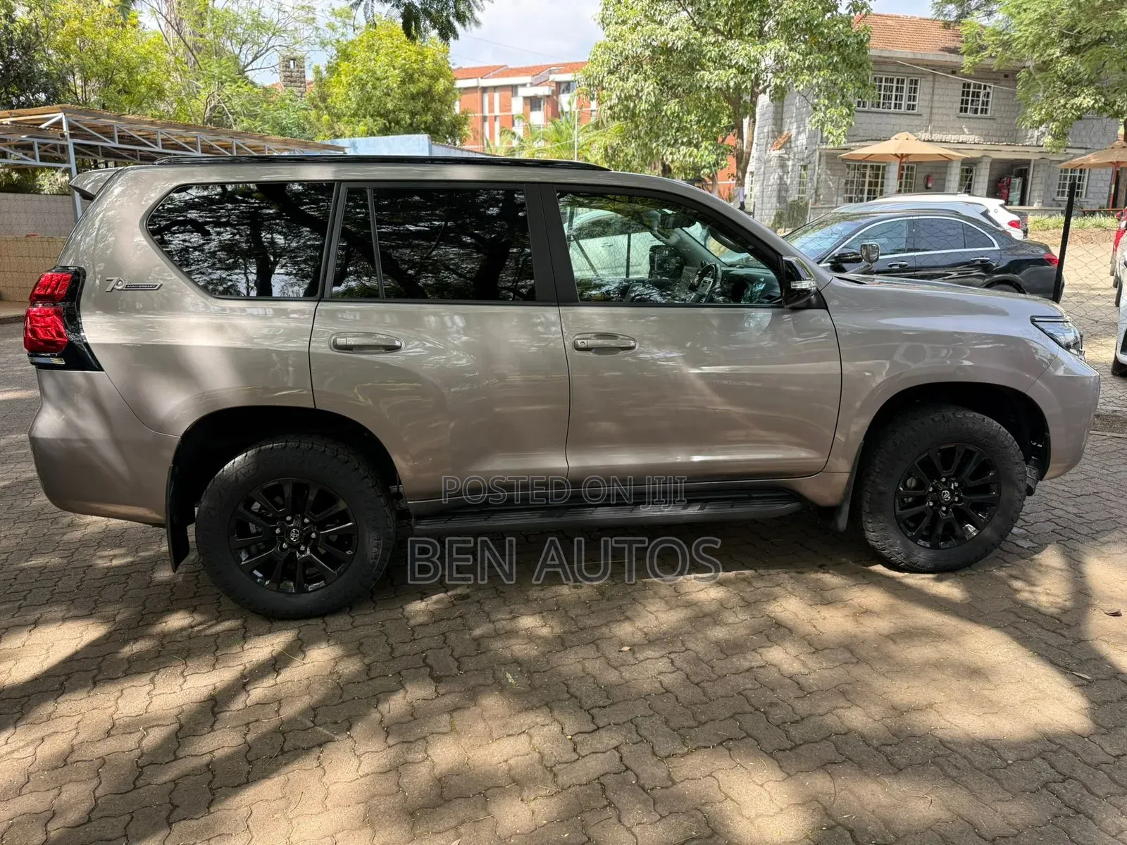 Toyota Land Cruiser Prado 2.8 2022 Gray