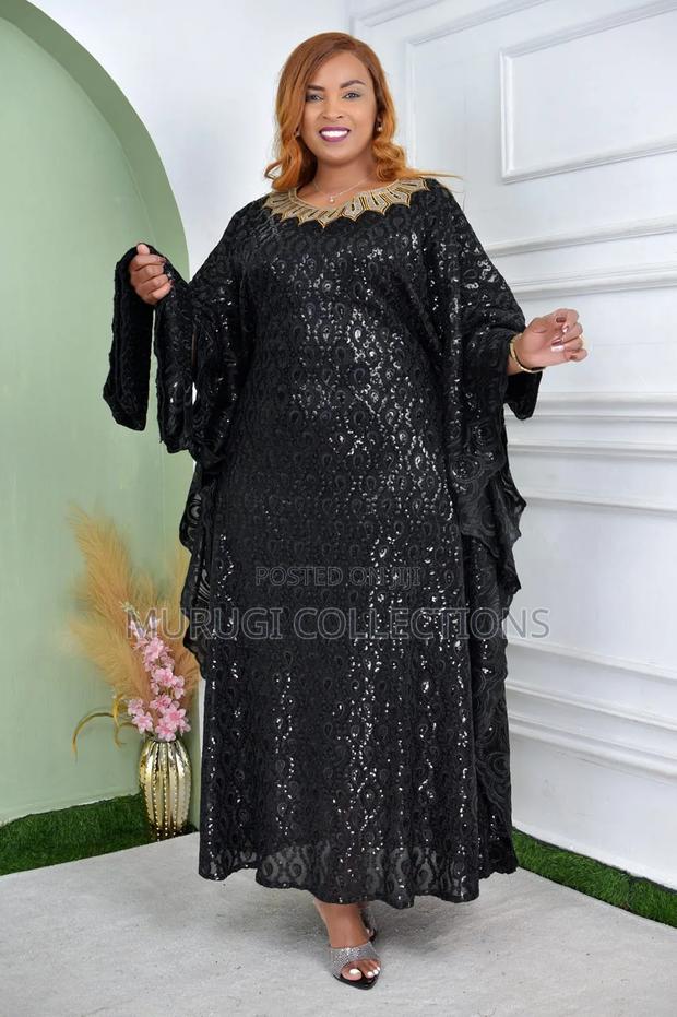 Lady's Wear - thumbnail 4