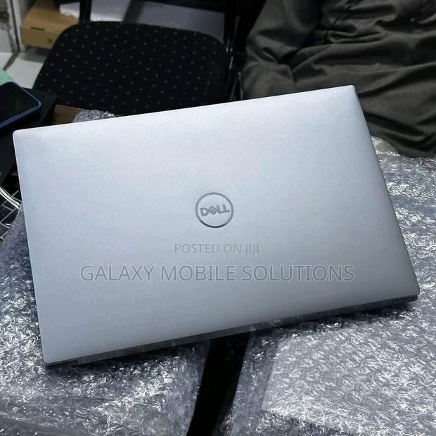 Laptop Dell Precision 5550 4GB Intel Core i9 SSD 512GB