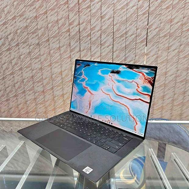 Laptop Dell Precision 5550 4GB Intel Core i9 SSD 512GB - thumbnail 3