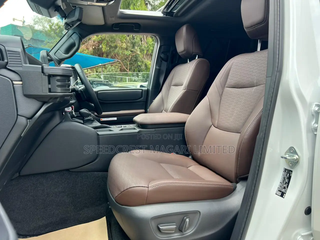 Toyota Land Cruiser Prado 2024 White