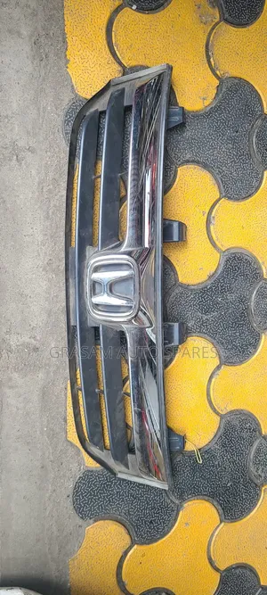 Honda Stream 2009 Grill