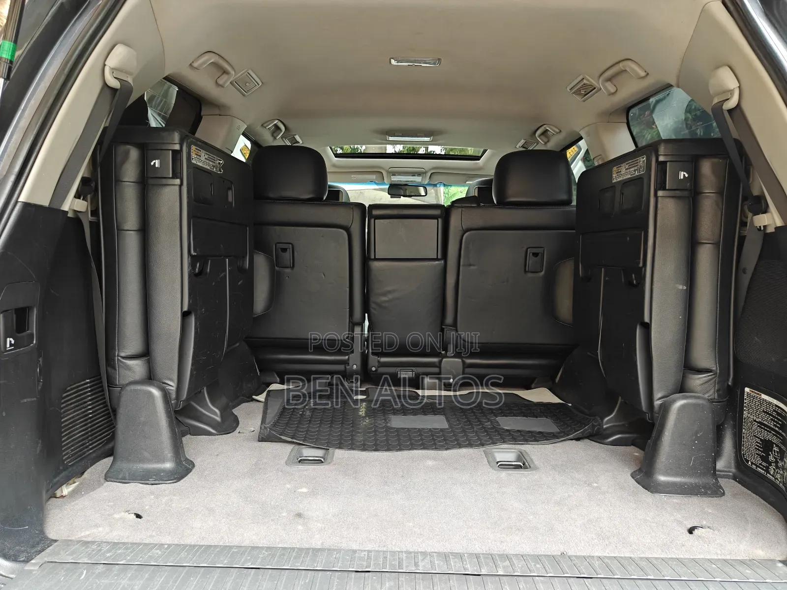 Toyota Land Cruiser 4.5 V8 VXR 2011 Gray