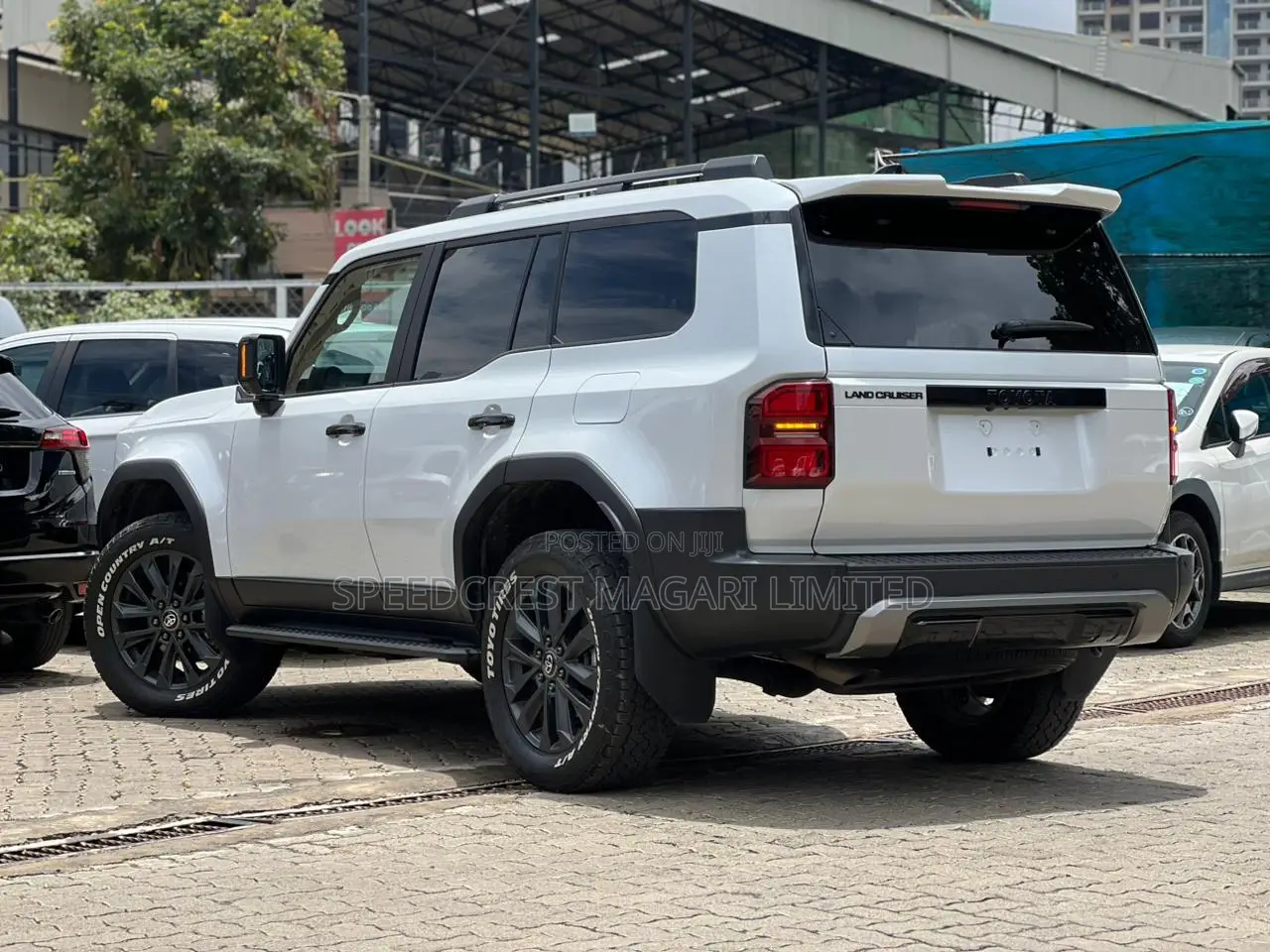 Toyota Land Cruiser Prado 2024 White