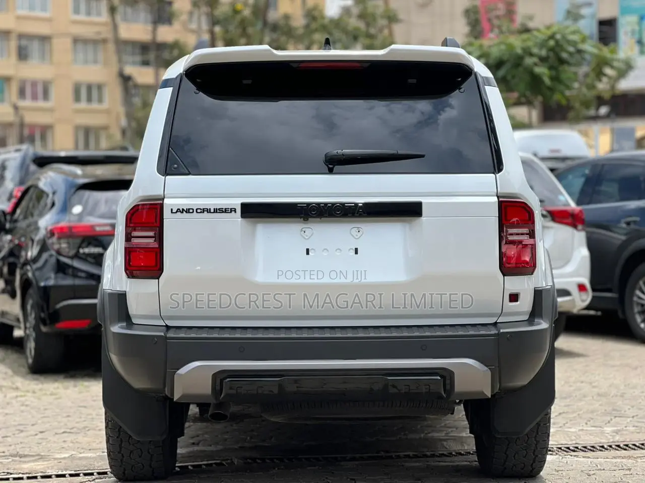 Toyota Land Cruiser Prado 2024 White