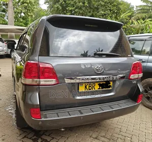 Toyota Land Cruiser 4.5 V8 VXR 2011 Gray