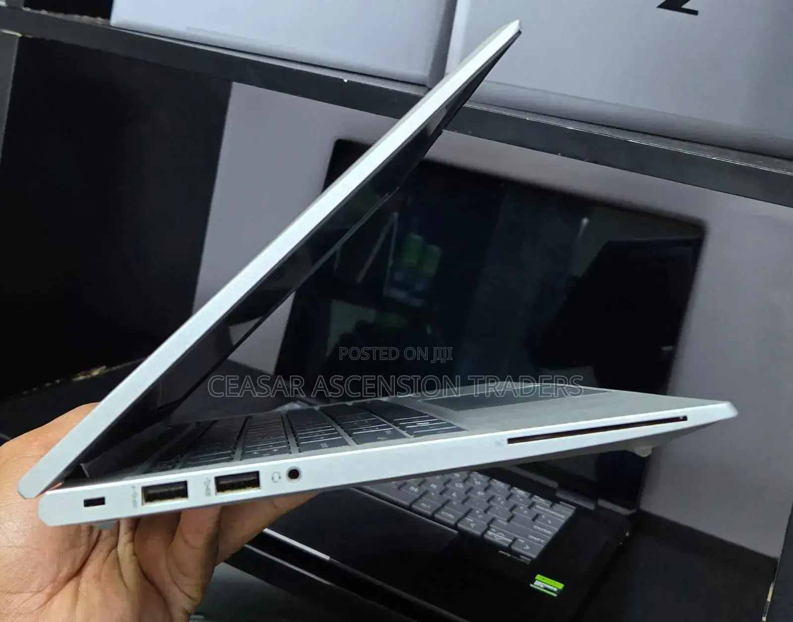 Laptop HP EliteBook 830 G7 16GB Intel Core i7 SSD 512GB