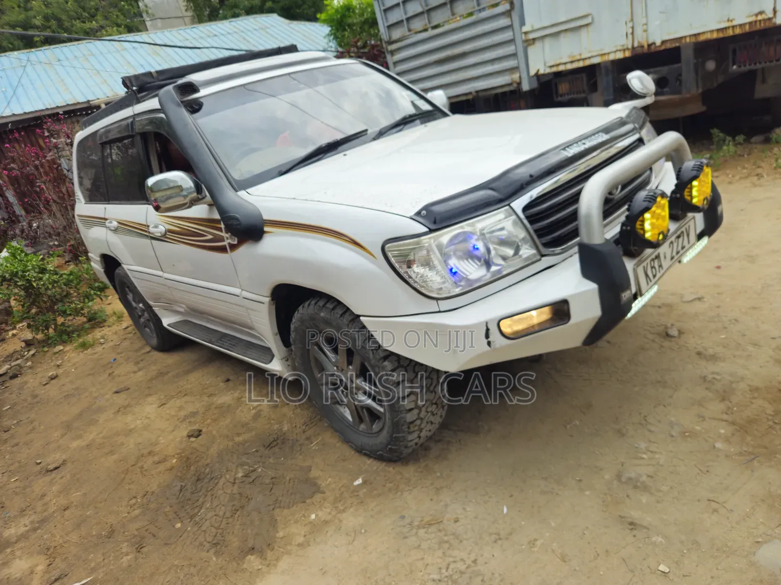 Toyota Land Cruiser 2003 White