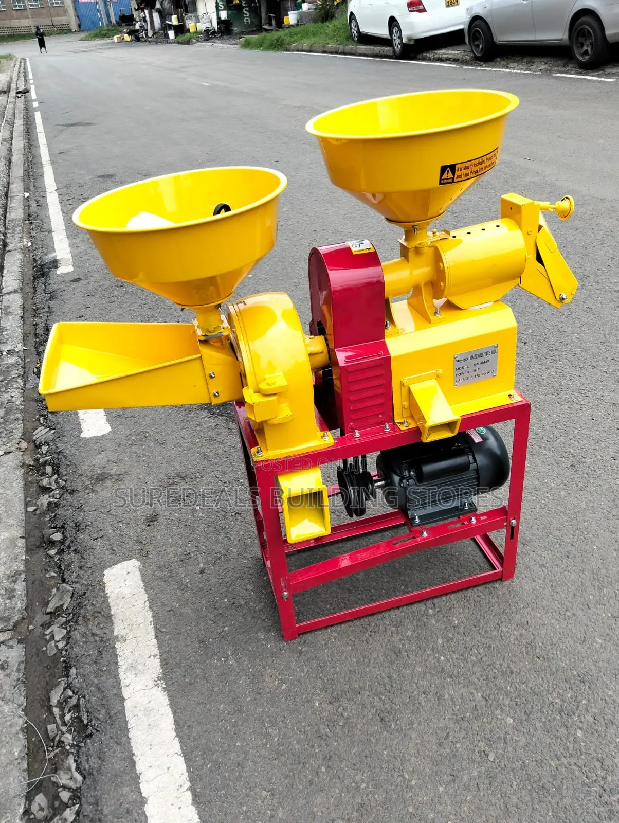 Milano Italia 200kgs/Hr Rice & Maize Mill
