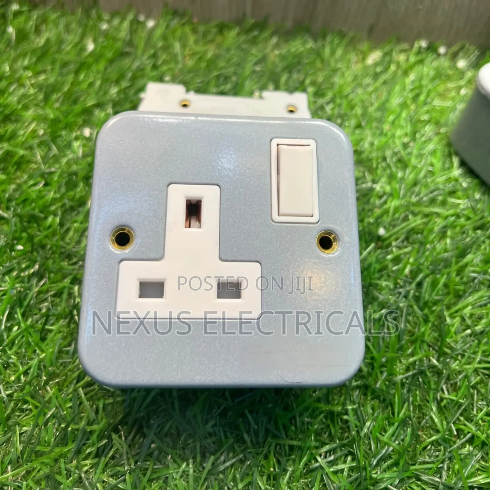 Metallic Single Unique Socket