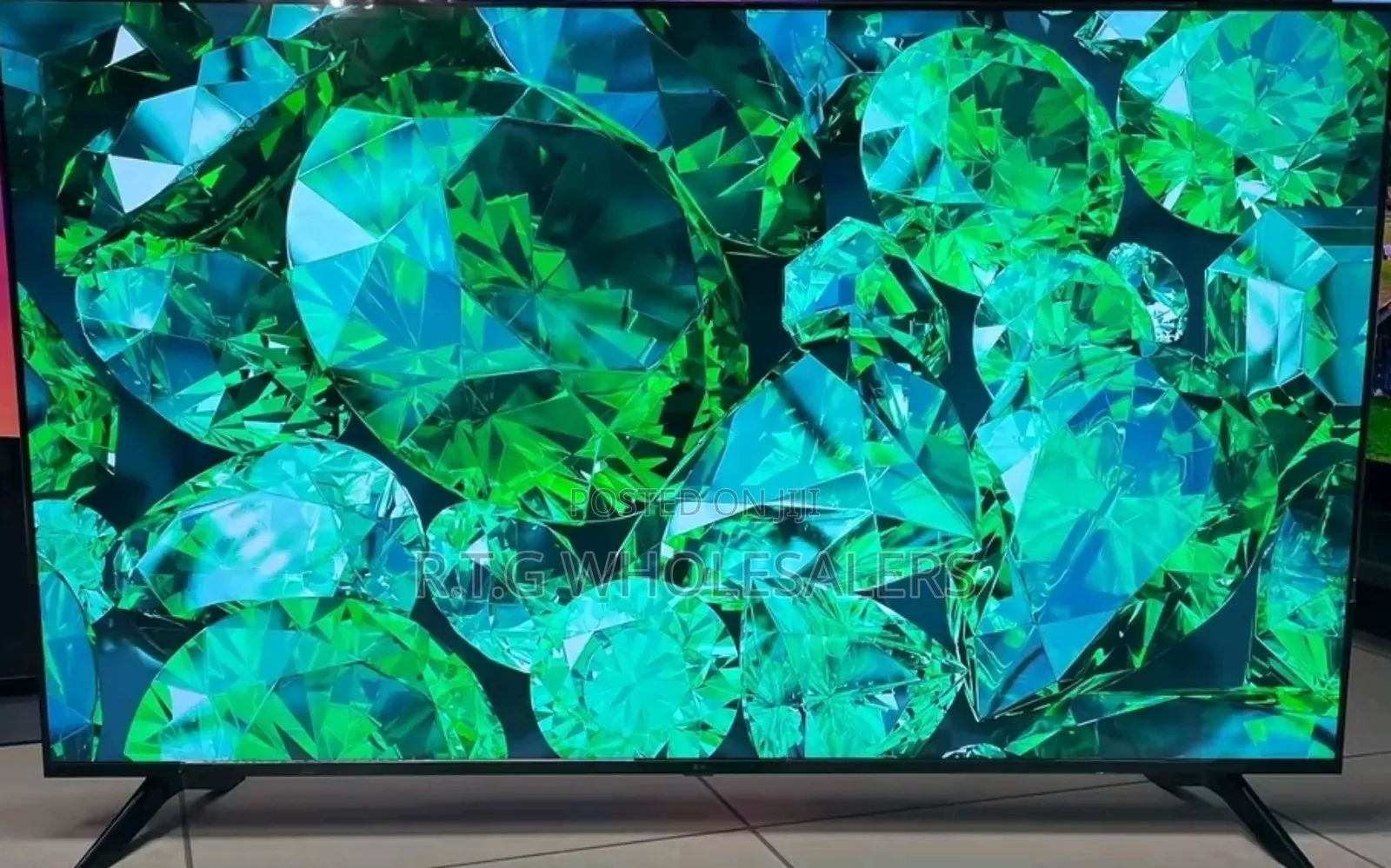 Lg 65ur800 65′′ Uhd Smart Led Tv — Webos 23 Ai Smart Tv