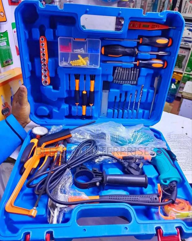 Quality Electric Makita Drill Set Machine - main view