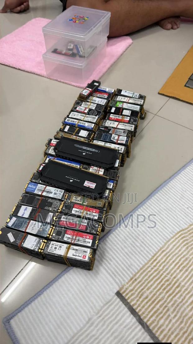 Laptop 128gb SSD - thumbnail 2