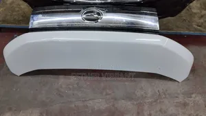 Daihatsu Move New Model Bonnet