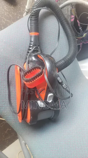 Black and Decor Car Vacuum Cleaner