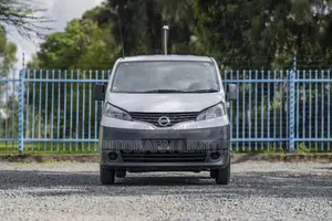 Nissan NV200 2019 White