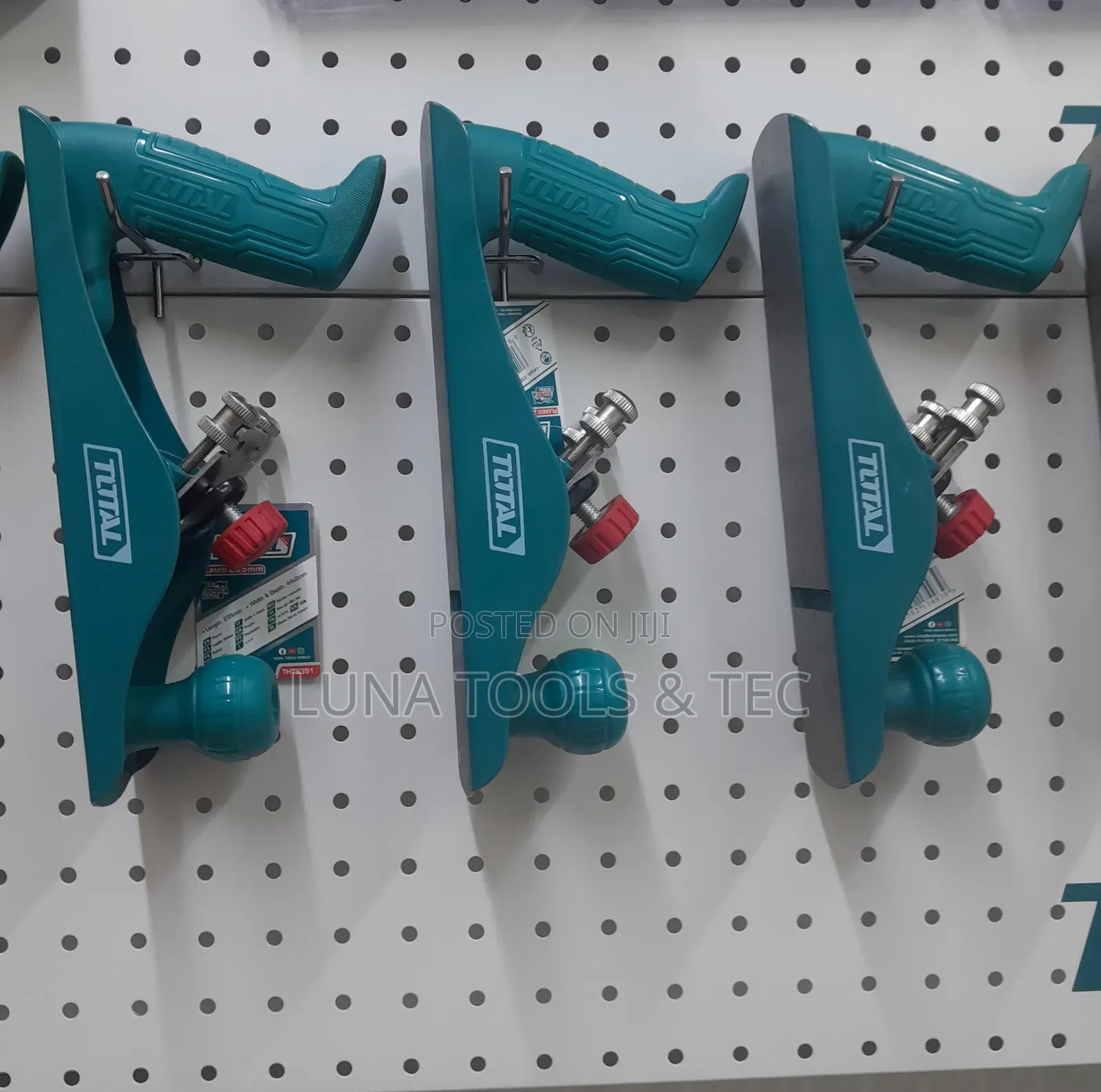 Total Hand Planer 235mm With Blades